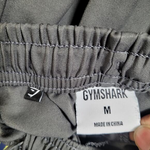 🩳 Gymshark Men’s Training Shorts Gray Medium Lightweight Athletic Activewear - Picture 6 of 7